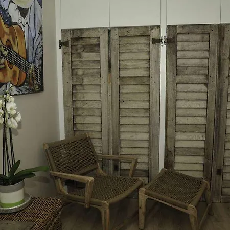 Bed & Breakfast Escapades Lointaines Perpignan