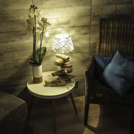 Escapades Lointaines 住宿加早餐酒店