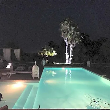 Oda ve Kahvaltı Escapades Lointaines Perpignan