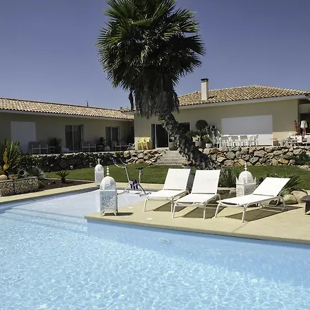 Escapades Lointaines 住宿加早餐酒店 *