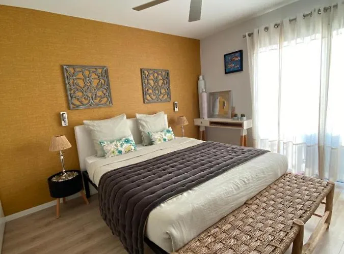 Escapades Lointaines Bed & Breakfast Perpignan