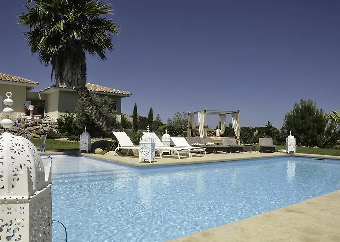 Escapades Lointaines Nocleg ze śniadaniem